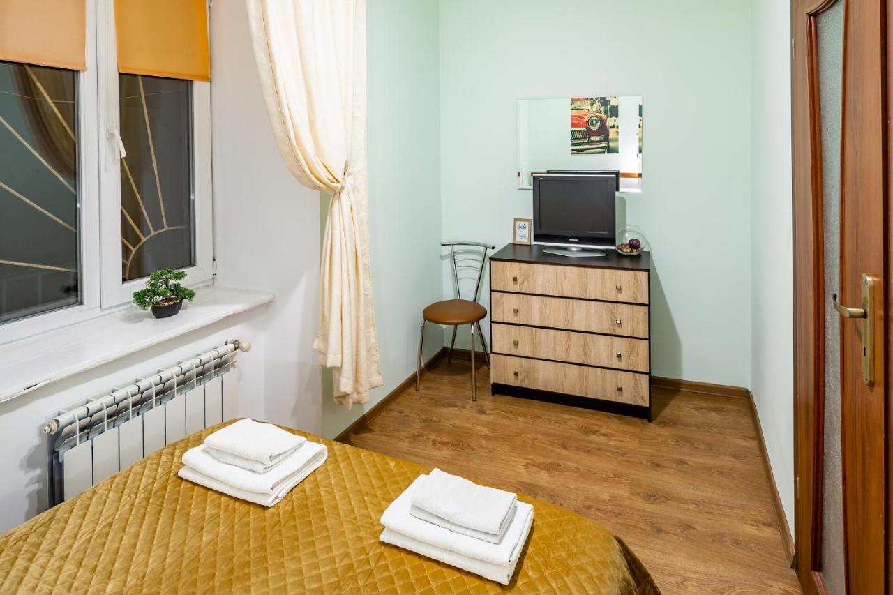 Rainbow Apartment Near Rynok Sq Lviv Kültér fotó